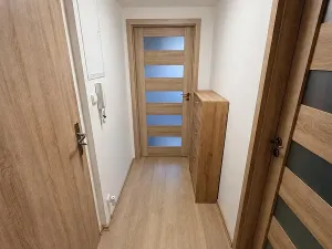 Pronájem bytu 2+kk, Jablonec nad Nisou, Lesní, 39 m2