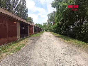 Pronájem garáže, Slaný, Navrátilova, 19 m2