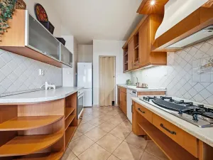 Prodej bytu 3+kk, Pardubice, Dašická, 76 m2