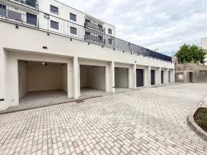 Pronájem garáže, Znojmo, Vančurova, 20 m2
