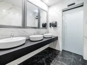 Pronájem kanceláře, Mělník, Bezručova, 240 m2