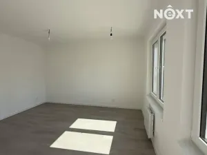 Prodej bytu 1+kk, Praha - Horní Počernice, Mečovská, 25 m2