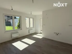 Prodej bytu 1+kk, Praha - Horní Počernice, Mečovská, 25 m2