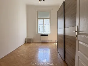 Pronájem bytu 2+1, Praha - Nové Město, Koubkova, 69 m2