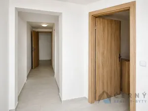 Pronájem obchodního prostoru, Liberec, Mikulášská, 40 m2