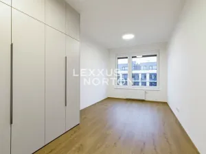 Pronájem bytu 2+kk, Praha - Vysočany, Stejnosměrná, 57 m2