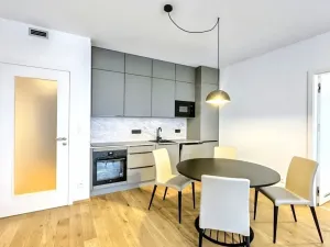 Pronájem bytu 2+kk, Praha - Karlín, 51 m2