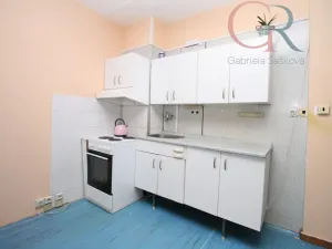 Prodej bytu 1+kk, Plzeň - Skvrňany, Lábkova, 37 m2