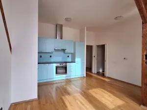 Pronájem bytu 1+1, Praha - Žižkov, Roháčova, 60 m2
