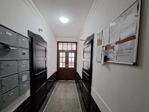 Pronájem bytu 1+1, Praha - Žižkov, Roháčova, 60 m2