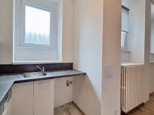 Pronájem bytu 1+kk, Praha - Strašnice, Černokostelecká, 33 m2