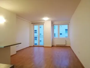 Pronájem bytu 2+kk, Praha - Vršovice, Karpatská, 57 m2