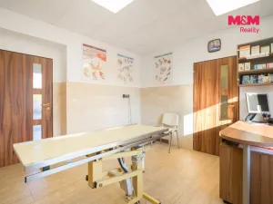 Prodej obchodního prostoru, Lázně Bohdaneč, Škroupova, 107 m2