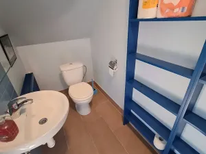 Pronájem obchodního prostoru, Praha - Vysočany, Novovysočanská, 160 m2