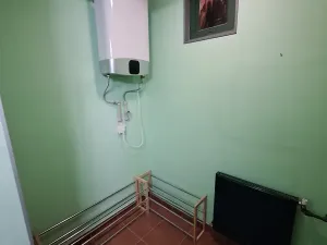 Pronájem obchodního prostoru, Praha - Vysočany, Novovysočanská, 160 m2