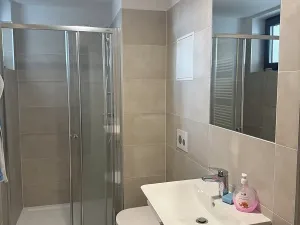 Pronájem bytu 2+kk, Praha - Bohnice, Pekařova, 34 m2