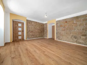 Pronájem obchodního prostoru, Plzeň, Dvorní, 127 m2