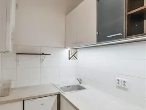 Pronájem kanceláře, Praha, Klimentská, 228 m2