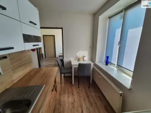 Prodej bytu 2+1, Aš, U Nádraží, 50 m2