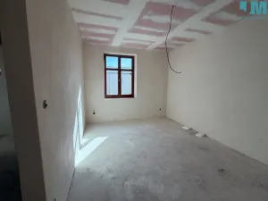 Prodej bytu 3+kk, Býchory, 79 m2