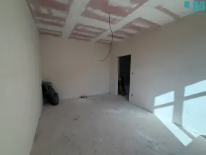 Prodej bytu 3+kk, Býchory, 79 m2
