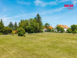 Prodej pozemku pro bydlení, Dvory - Veleliby, 619 m2
