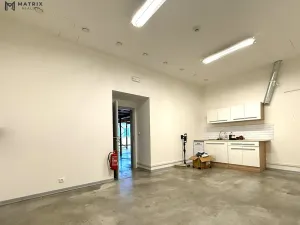 Pronájem skladu, Praha - Čakovice, Cukrovarská, 468 m2