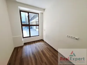 Pronájem ordinace, Praha - Vinohrady, Máchova, 70 m2