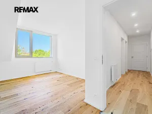 Prodej bytu 3+kk, Slaný, Navrátilova, 77 m2