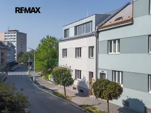 Prodej bytu 2+1, Slaný, Navrátilova, 76 m2