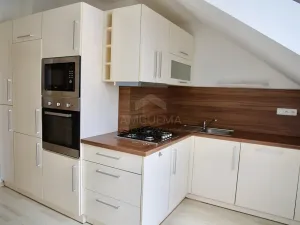 Pronájem bytu 3+1, Karlovy Vary, Moskevská, 80 m2
