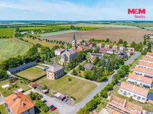 Prodej pozemku pro bydlení, Dvory - Veleliby, 618 m2