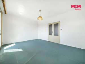 Prodej bytu 3+1, Plzeň, Kralovická, 63 m2