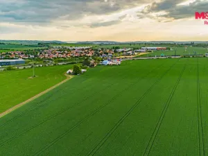 Prodej pole, Praha - Třebonice, 3999 m2