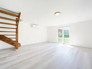 Pronájem chaty, Svojetice, V Zátiší, 86 m2