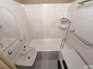 Pronájem bytu 3+1, Olomouc - Neředín, Dělnická, 74 m2
