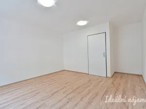 Pronájem bytu 2+1, Brno, Střední, 57 m2