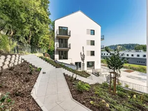 Pronájem bytu 1+kk, Praha - Hlubočepy, Na Zlíchově, 26 m2