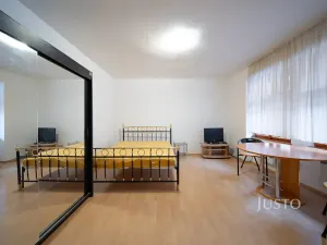 Pronájem bytu 1+1, Třeboň, Březanova, 29 m2