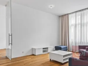 Pronájem bytu 3+kk, Praha - Vinohrady, Laubova, 109 m2
