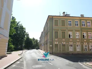 Pronájem bytu 2+1, Teplice, J. V. Sládka, 66 m2
