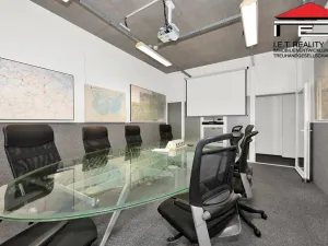 Pronájem kanceláře, Brno - Horní Heršpice, Kšírova, 2481 m2