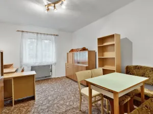 Prodej bytu 3+1, Králův Dvůr, Pod Hájem, 56 m2