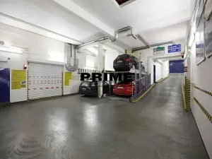 Pronájem kanceláře, Praha - Nové Město, Štěpánská, 65 m2