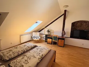 Pronájem bytu 3+kk, Žebrák, Náměstí, 87 m2
