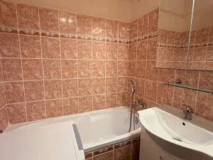 Pronájem bytu 2+1, Unhošť, Komenského, 52 m2