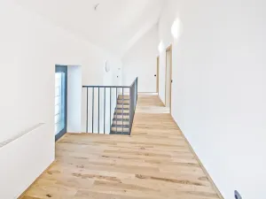 Pronájem vily, Praha, 120 m2