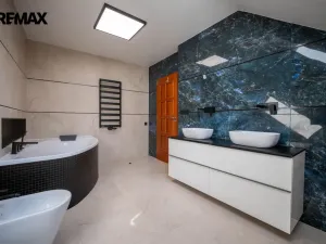 Prodej rodinného domu, Solnice, Nad Farou, 168 m2