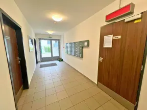 Pronájem bytu 2+kk, Horoměřice, T. G. Masaryka, 53 m2