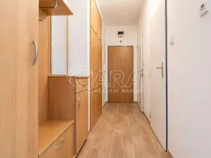 Prodej bytu 3+1, Trutnov - Kryblice, Bratří Čapků, 58 m2